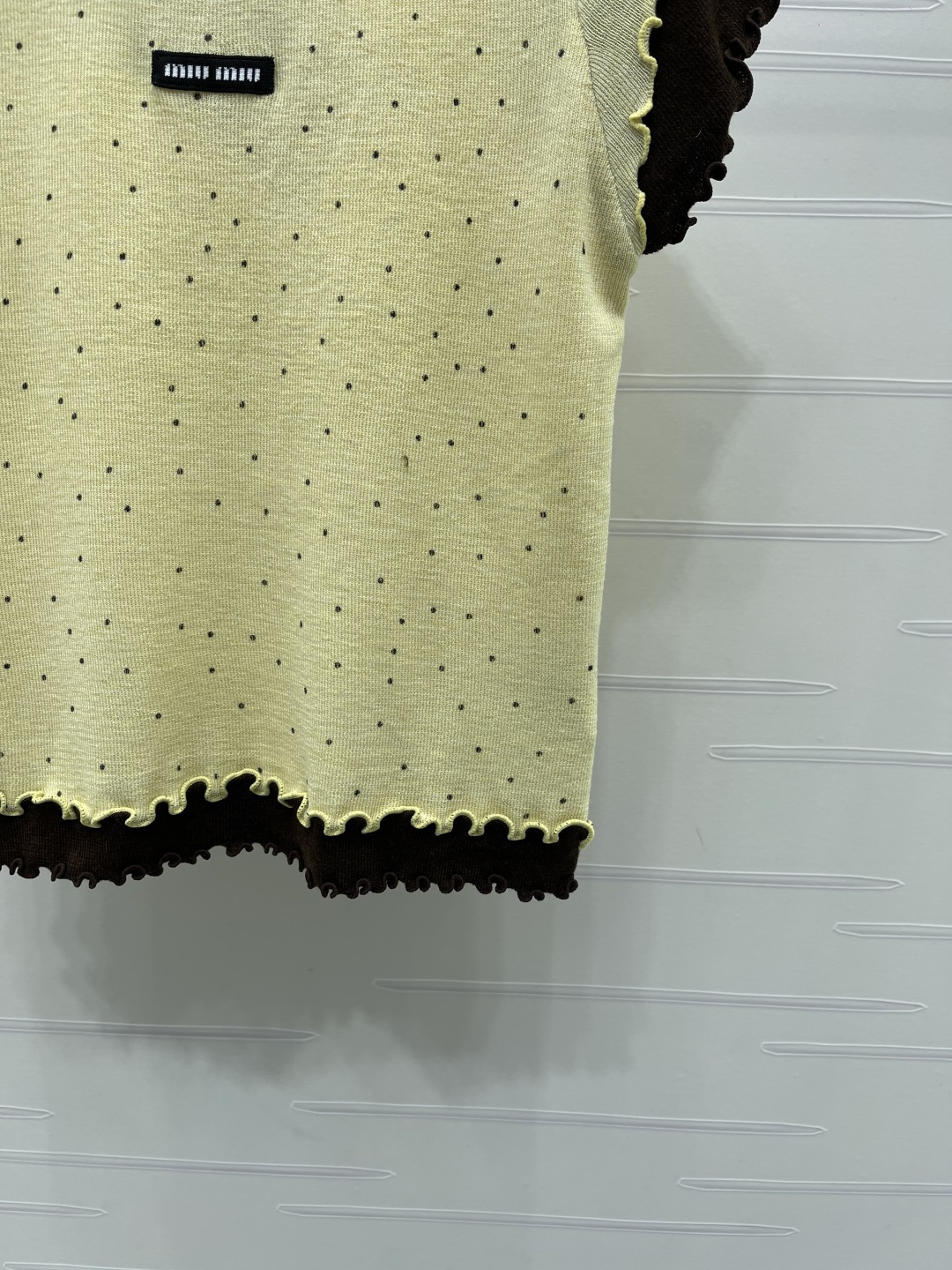 Women's short sleeves
